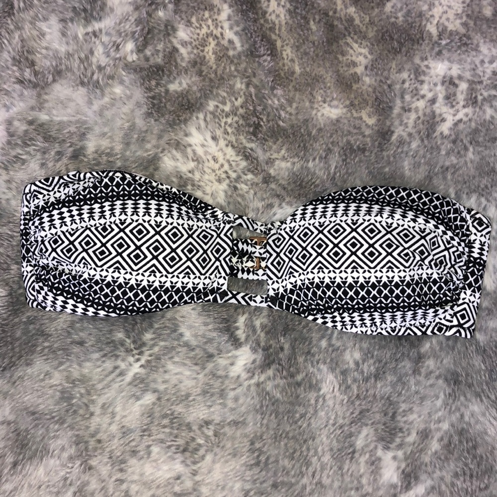 Black and White Patterned Bikini Top